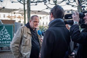 2019-12-12 Uebergabe-Hoecke-Petition-Wiesbaden by Philip-Eichler@Campact 021